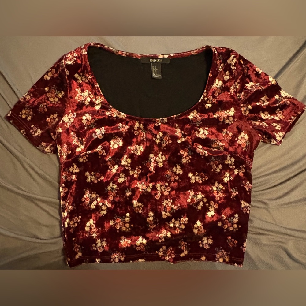 Forever21 Satin Floral Blouse Cropped Top for Dates or Nice Occasions